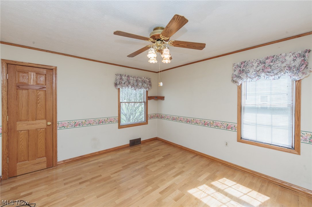 10136 Ridge Road North Royalton OH 44133