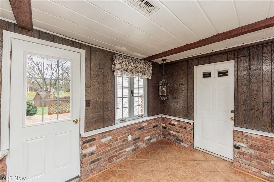 10136 Ridge Road North Royalton OH 44133