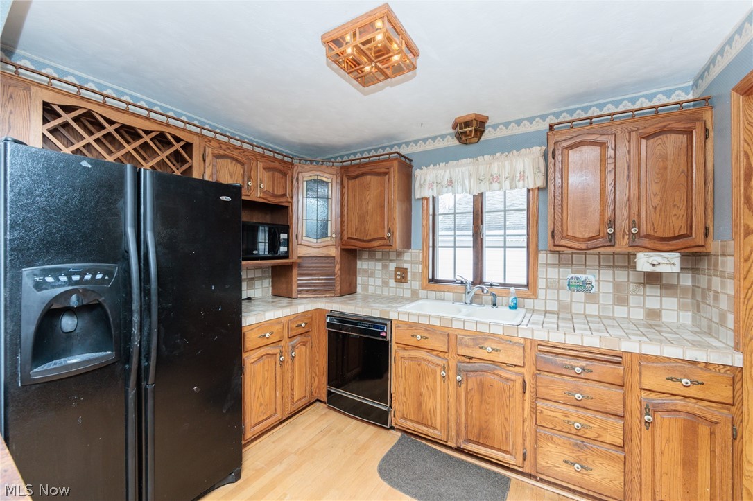 10136 Ridge Road North Royalton OH 44133