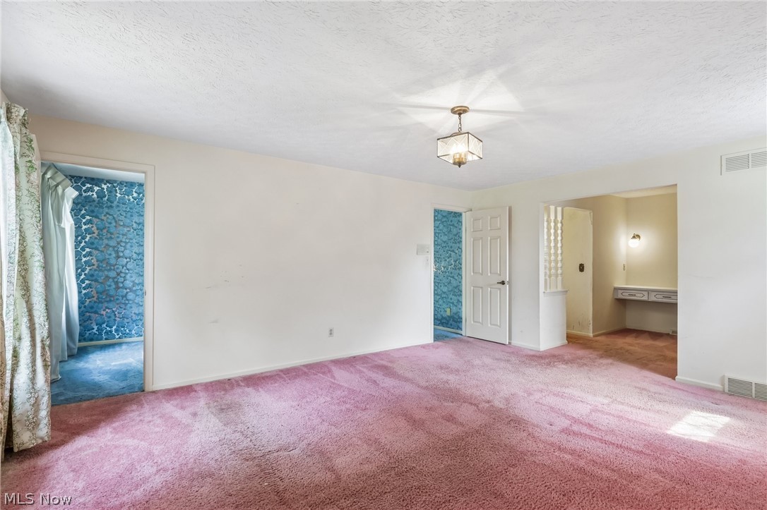 5611 Goodman Drive North Royalton OH 44133