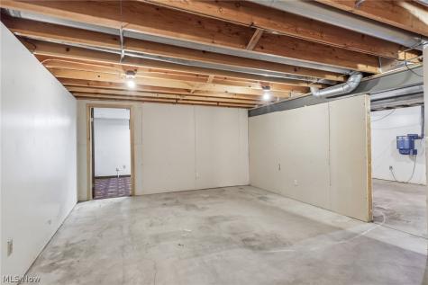 5611 Goodman Drive North Royalton OH 44133