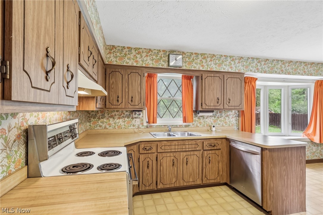 5611 Goodman Drive North Royalton OH 44133