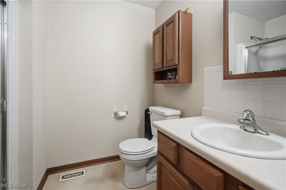 2006 Stoneridge Court Ashland OH 44805