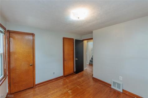 2511 North Avenue Parma OH 44134