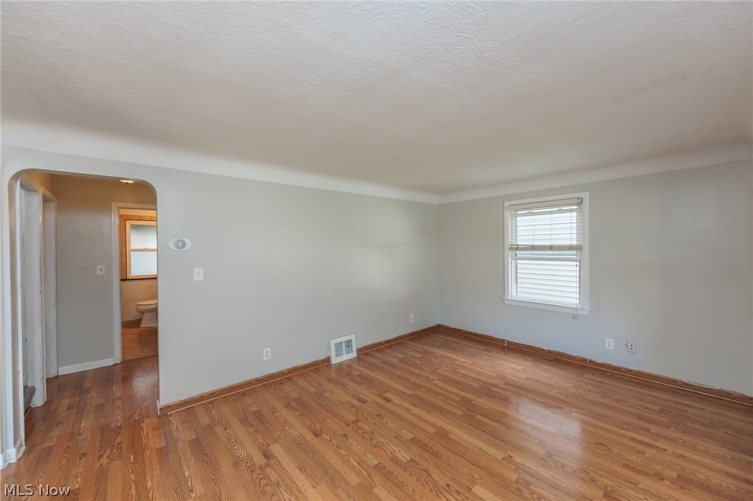 2511 North Avenue Parma OH 44134