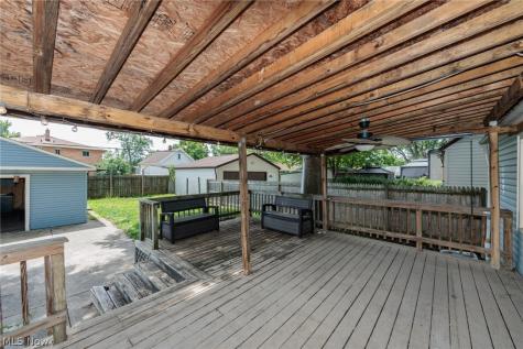 2511 North Avenue Parma OH 44134