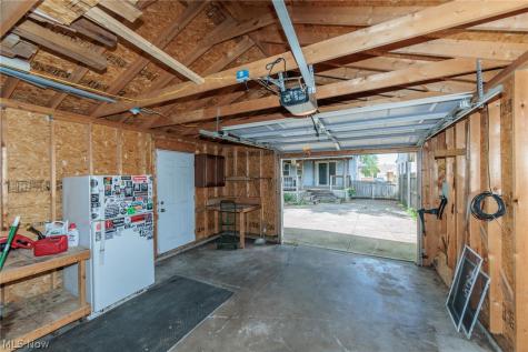 2511 North Avenue Parma OH 44134