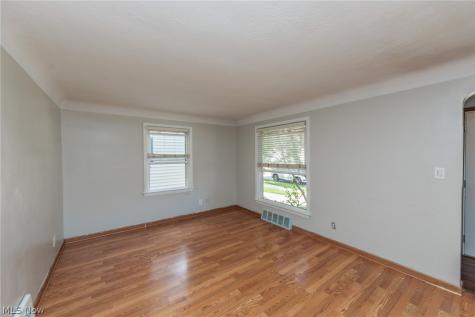 2511 North Avenue Parma OH 44134