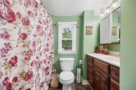 3346 Albrecht Avenue Akron OH 44312