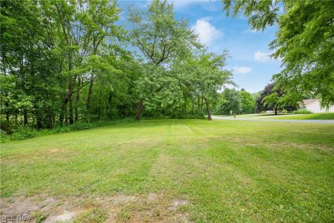3346 Albrecht Avenue Akron OH 44312