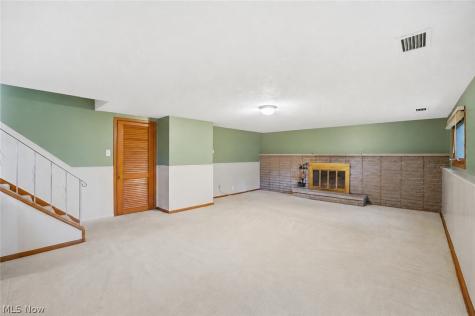 4492 Camellia Lane North Olmsted OH 44070