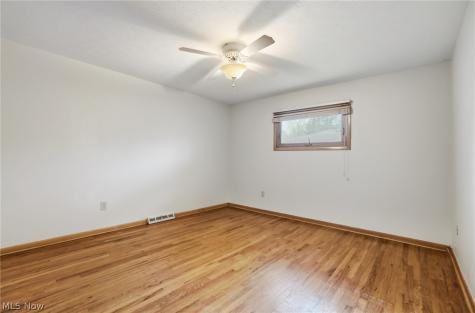 4492 Camellia Lane North Olmsted OH 44070