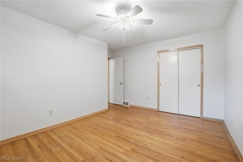 4492 Camellia Lane North Olmsted OH 44070