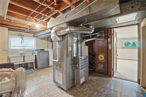 4492 Camellia Lane North Olmsted OH 44070