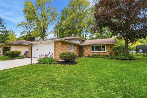 4492 Camellia Lane North Olmsted OH 44070