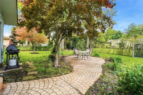 4492 Camellia Lane North Olmsted OH 44070