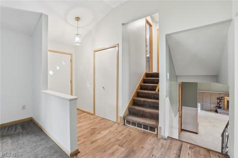 4492 Camellia Lane North Olmsted OH 44070