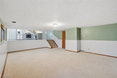 4492 Camellia Lane North Olmsted OH 44070