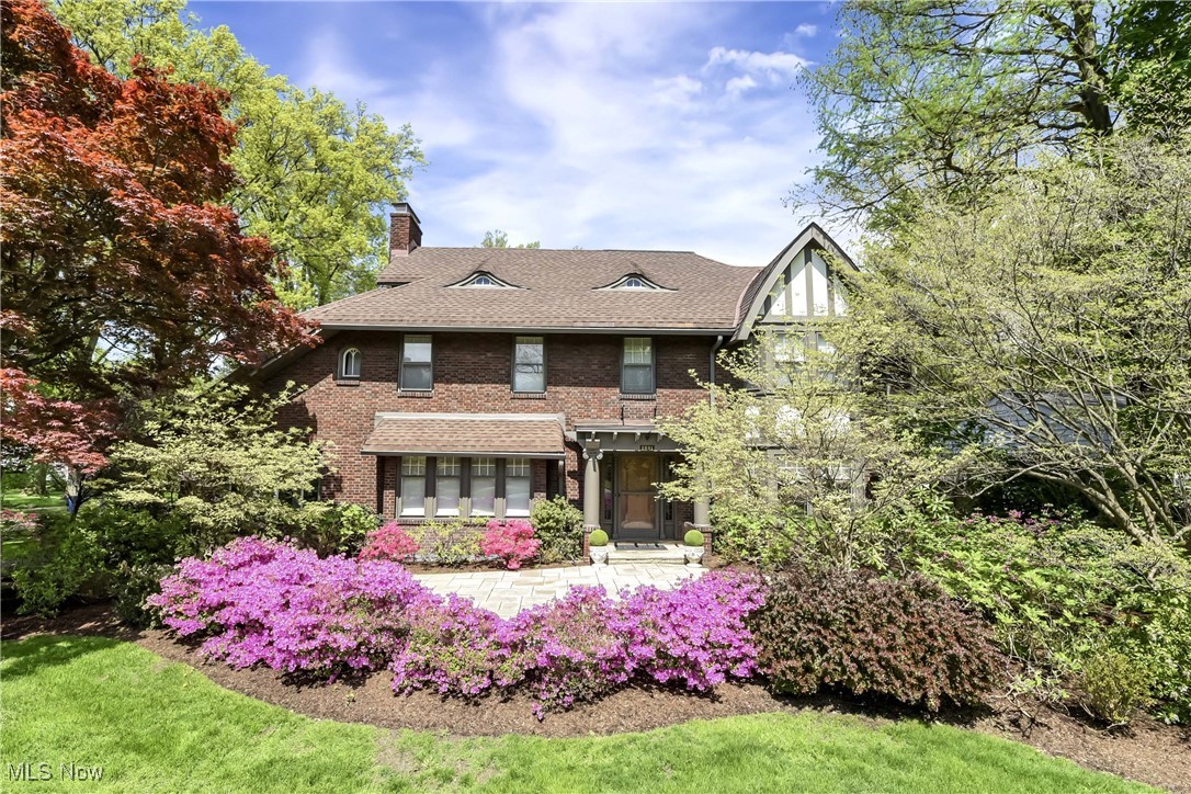 2831 Fairmount Boulevard Cleveland Heights OH 44118