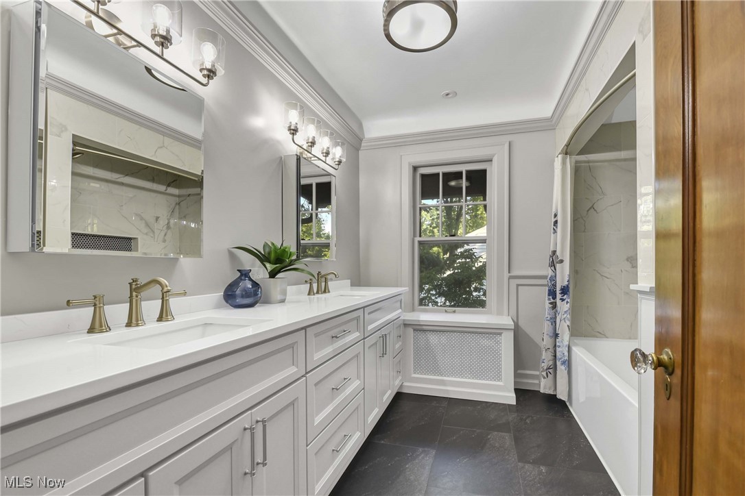 2831 Fairmount Boulevard Cleveland Heights OH 44118
