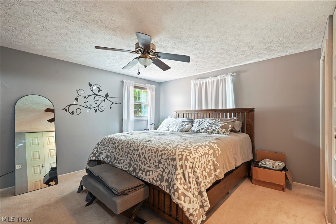 8441 Carriage Hill Drive NE Warren OH 44484