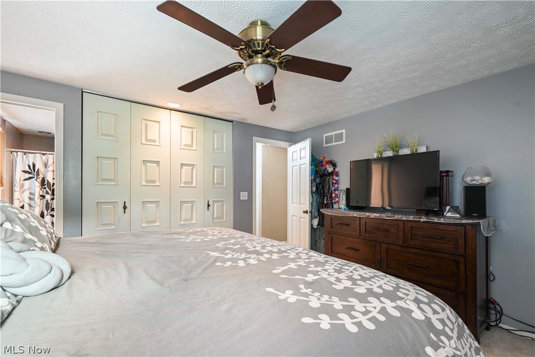 8441 Carriage Hill Drive NE Warren OH 44484