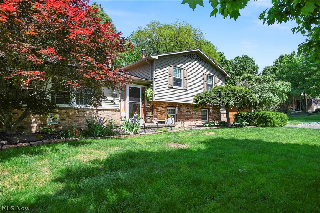 8441 Carriage Hill Drive NE Warren OH 44484
