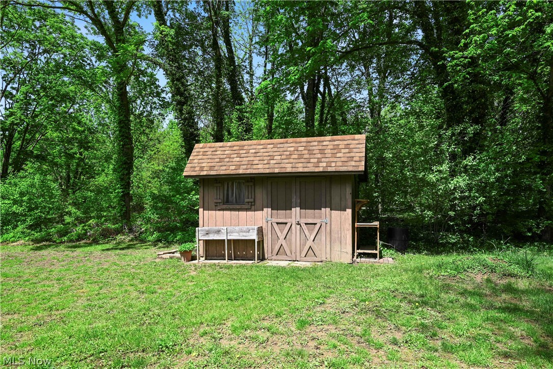 8441 Carriage Hill Drive NE Warren OH 44484