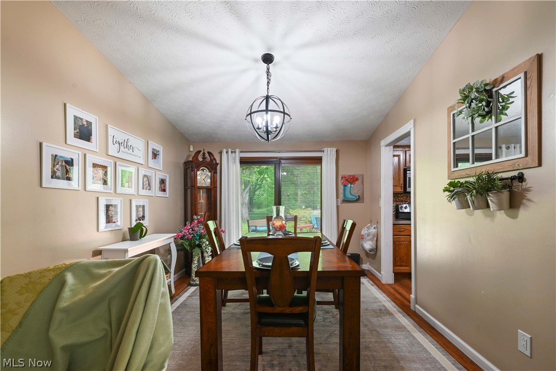 8441 Carriage Hill Drive NE Warren OH 44484