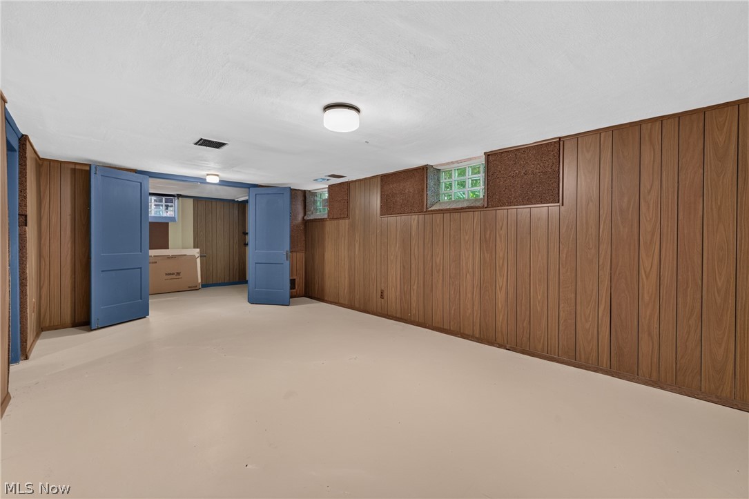 2539 Kingston Road Cleveland Heights OH 44118