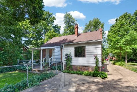 2539 Kingston Road Cleveland Heights OH 44118