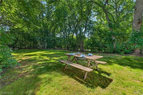 2539 Kingston Road Cleveland Heights OH 44118