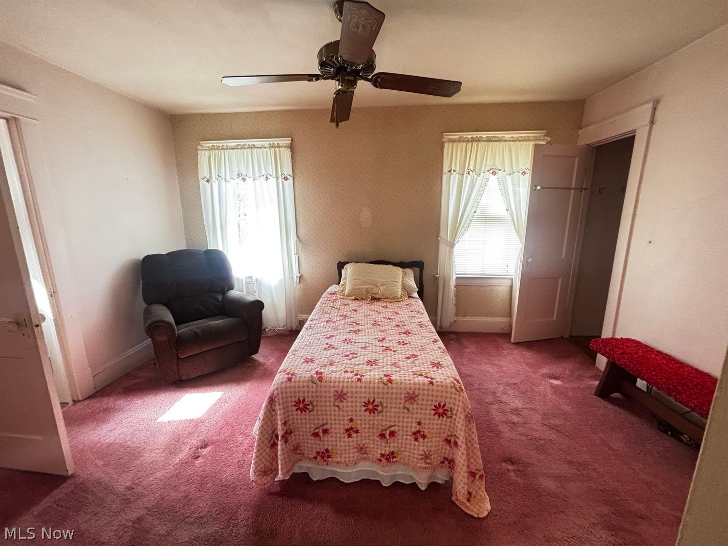 4325 Ardmore Avenue Cleveland OH 44109