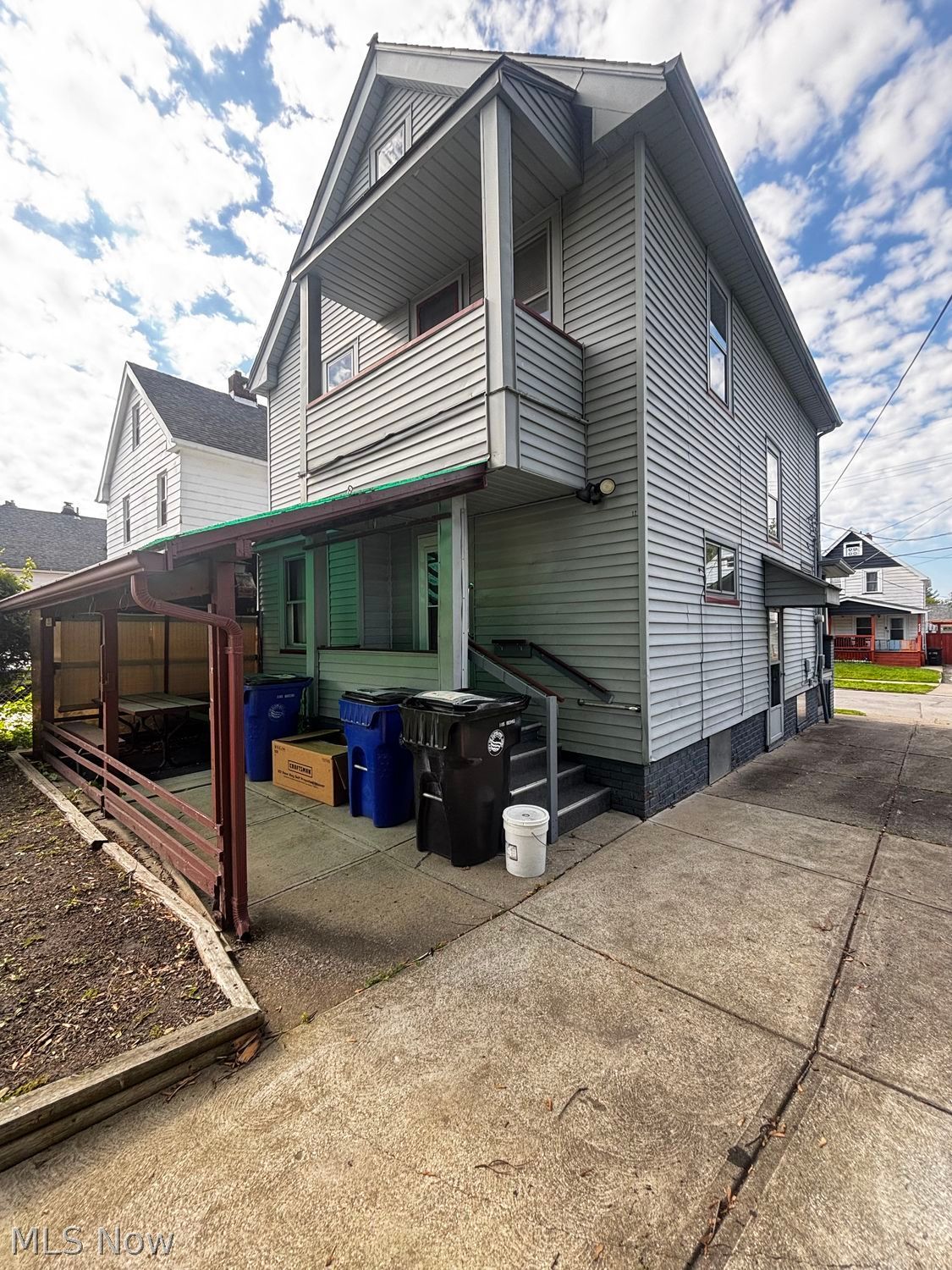 4325 Ardmore Avenue Cleveland OH 44109