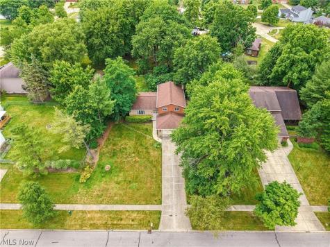 9841 Cedarwood Drive North Royalton OH 44133