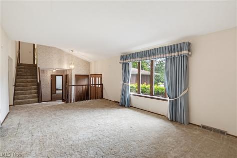 9841 Cedarwood Drive North Royalton OH 44133