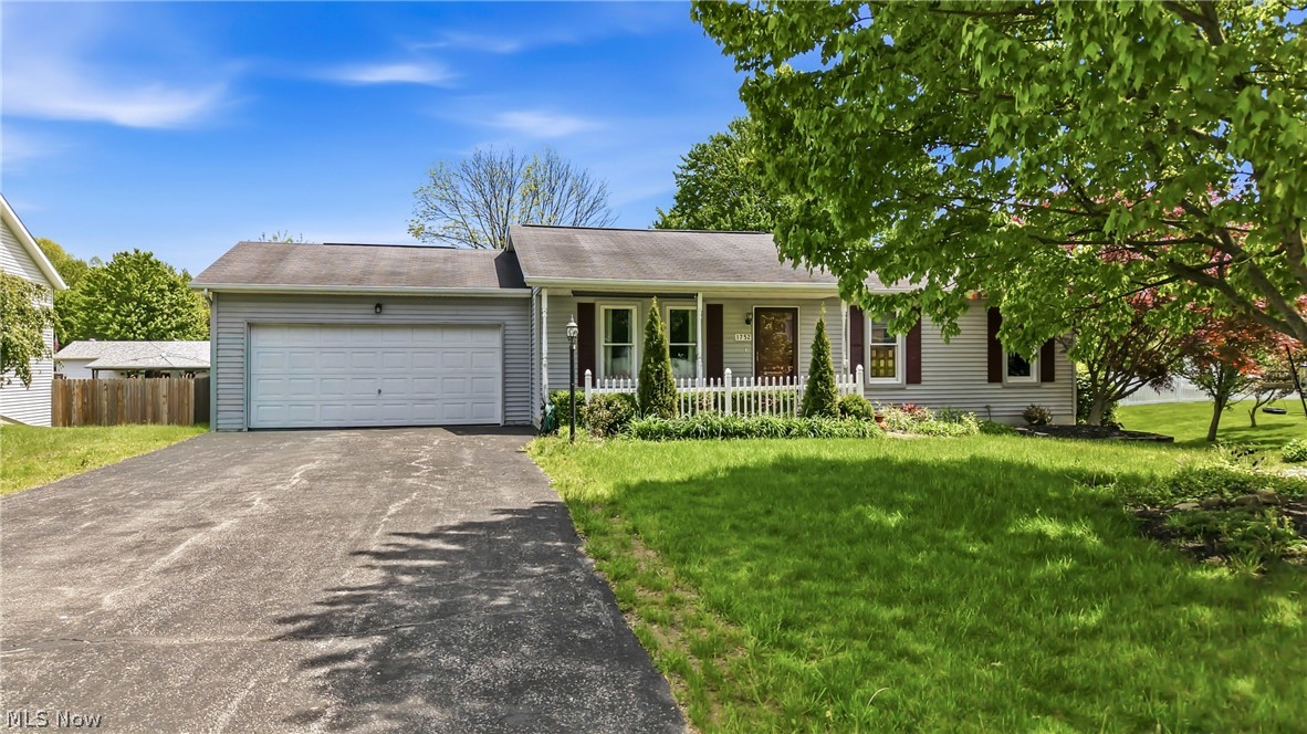 1752 Ansley Way Salem OH 44460