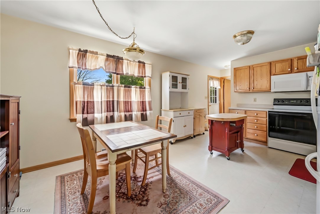 1752 Ansley Way Salem OH 44460