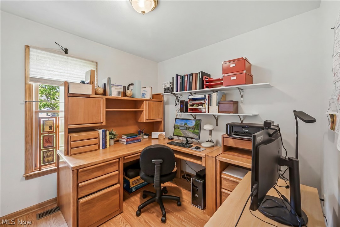 1752 Ansley Way Salem OH 44460