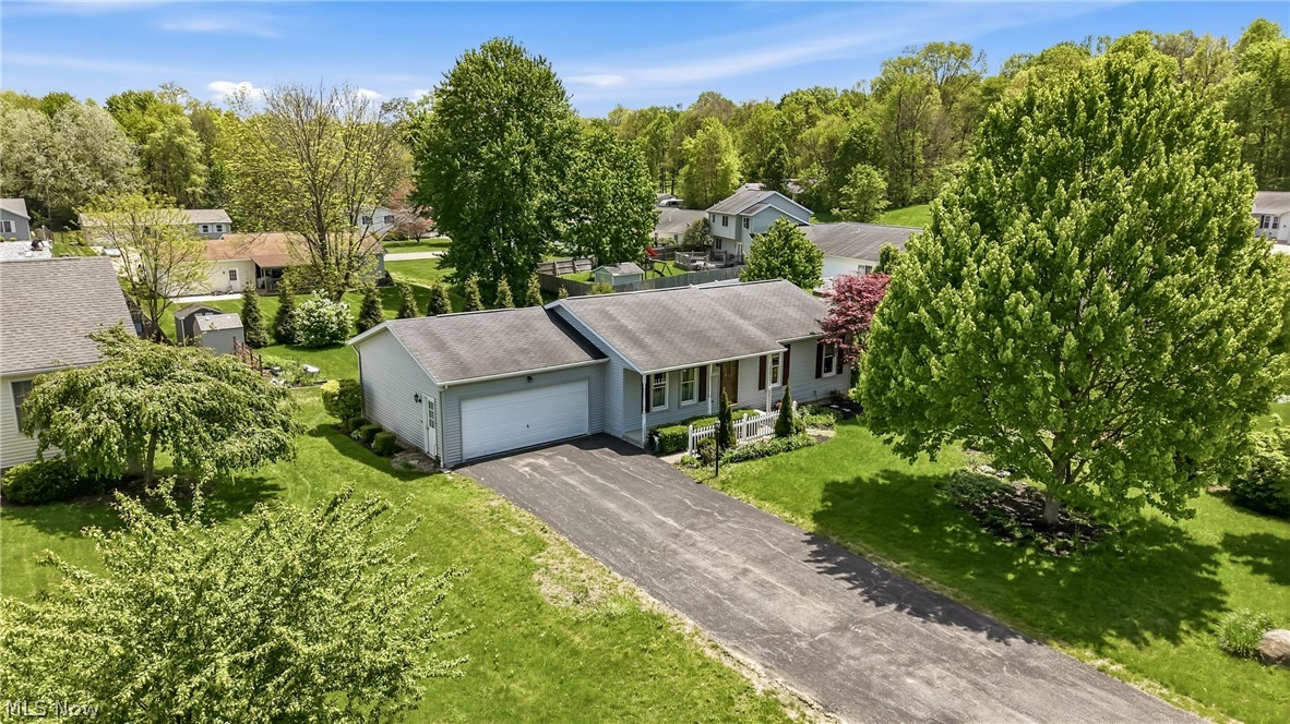 1752 Ansley Way Salem OH 44460