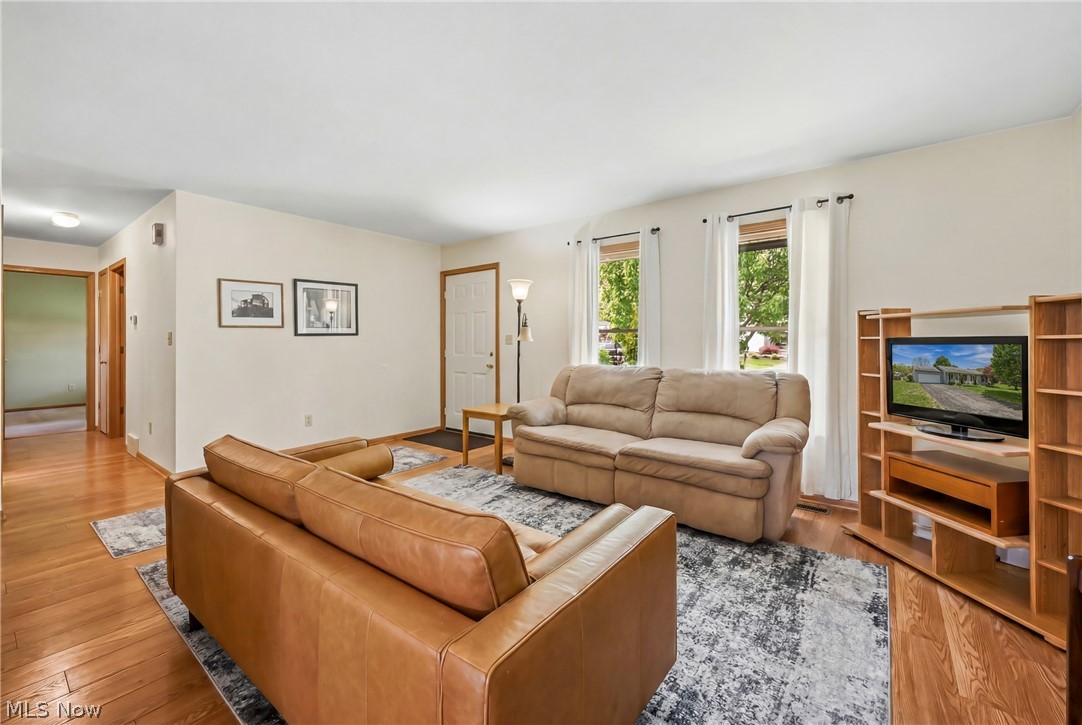 1752 Ansley Way Salem OH 44460