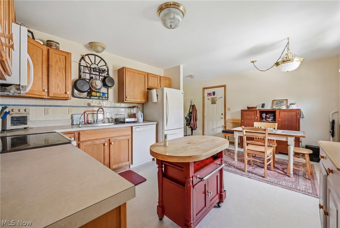1752 Ansley Way Salem OH 44460