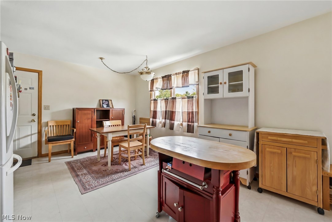 1752 Ansley Way Salem OH 44460
