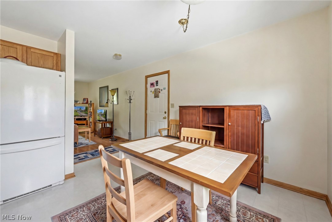 1752 Ansley Way Salem OH 44460
