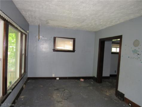 4149 E 139th Street Cleveland OH 44105