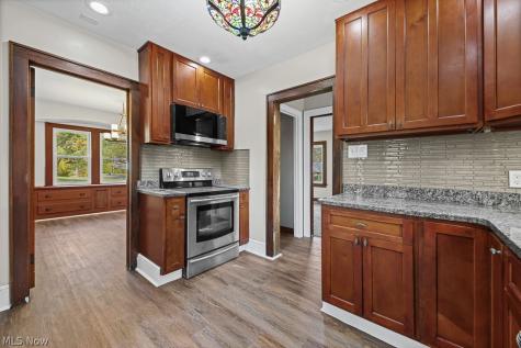 1710 Ewart Drive Akron OH 44306