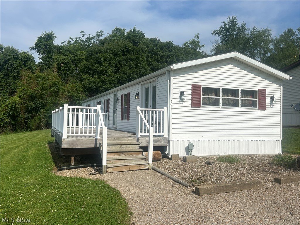 495 S. Pleasant Grove Circle Zanesville OH 43701
