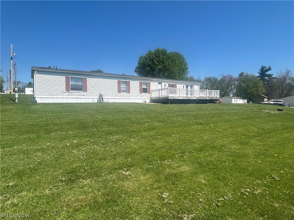 495 S. Pleasant Grove Circle Zanesville OH 43701