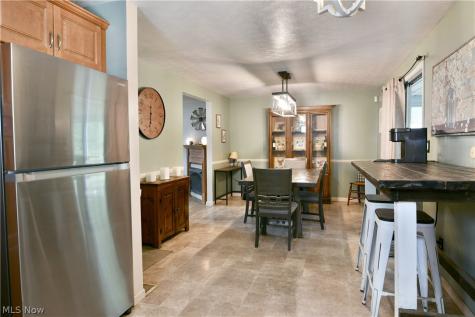 94 Camrose Drive Niles OH 44446