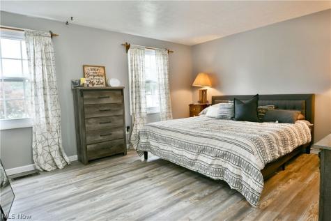 94 Camrose Drive Niles OH 44446